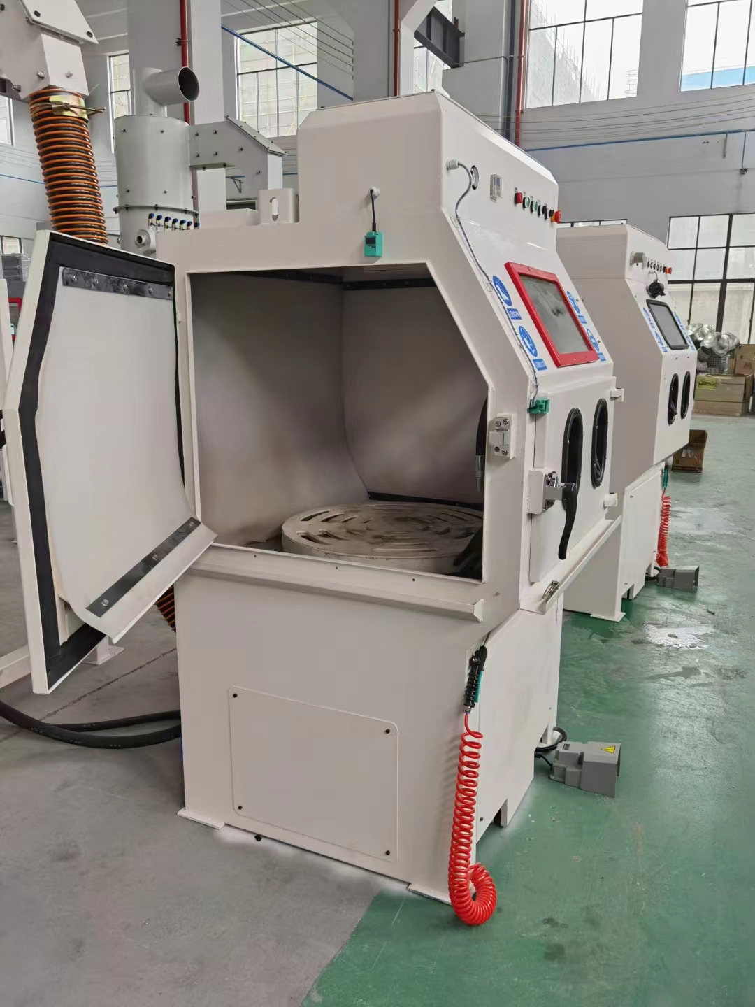 德宏移动式抛丸机的工作原理?